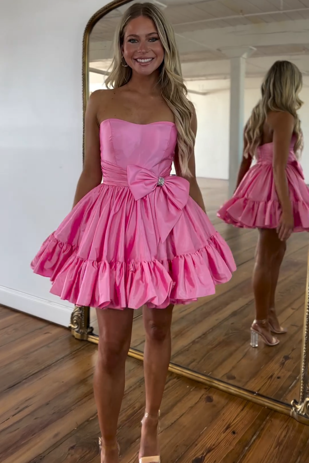 Luolandi A Line Fuchsia Strapless Ruffle Short Homecoming Dress With Bow Party Dress